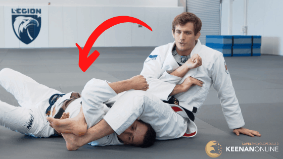 knee-to-hip-armbar